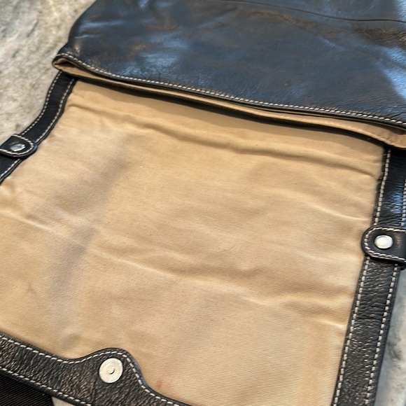 Larger Fossil Mail Carrier Crossbody with webbing thick strap flap 12 x 12 - Picture 3 of 5